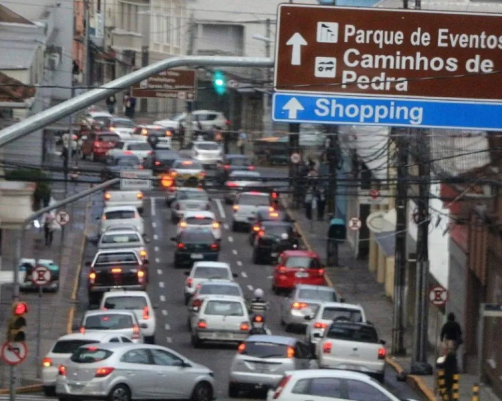 Qual é o principal gargalo no trânsito urbano de Bento Gonçalves atualmente?