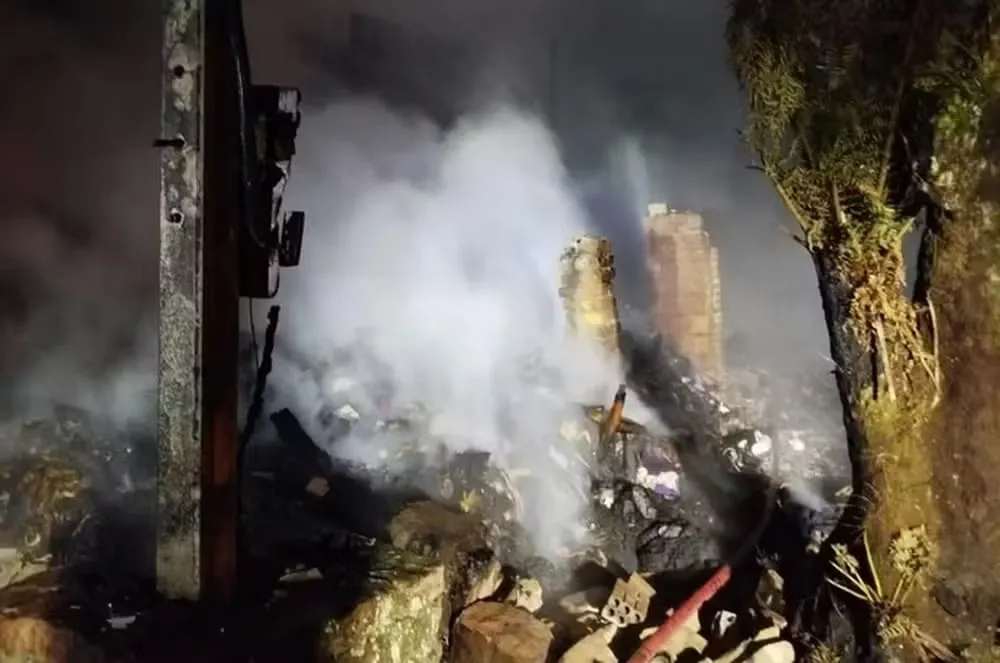 Homem é preso acusado de matar o avô carbonizado