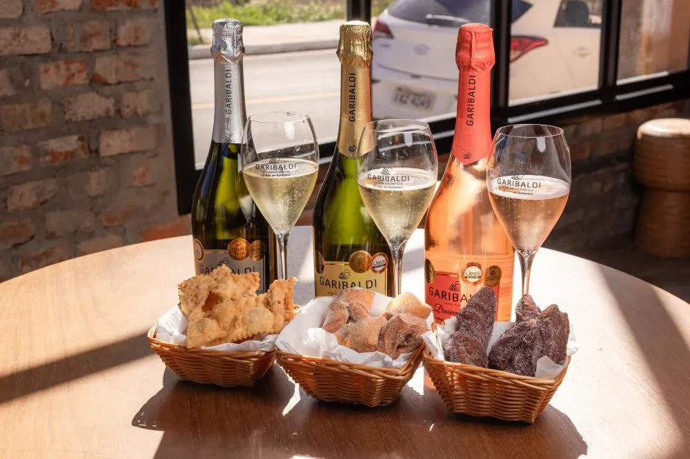 Taça & Grostoli é a nova atração da Cooperativa Vinícola Garibaldi