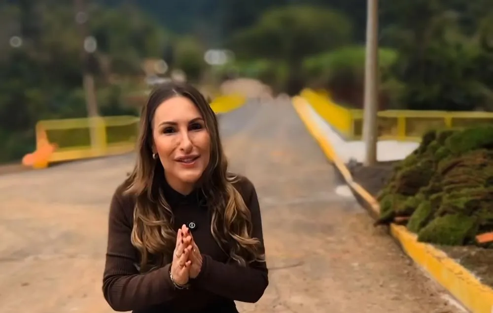 Santa Tereza inaugura ponte do Arroio Marrecão um ano após desastre climático