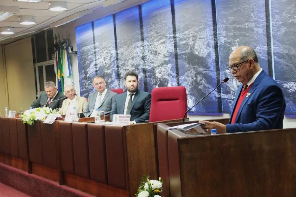 Sergio Ribeiro Neves atua em Bento Gonçalves desde 1969 - Fotos: Lucas Marques/Ascom Câmara Bento/Especial