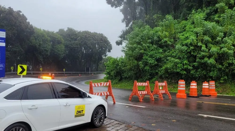BR-470 volta a ser bloqueada entre Bento Gonçalves e Veranópolis