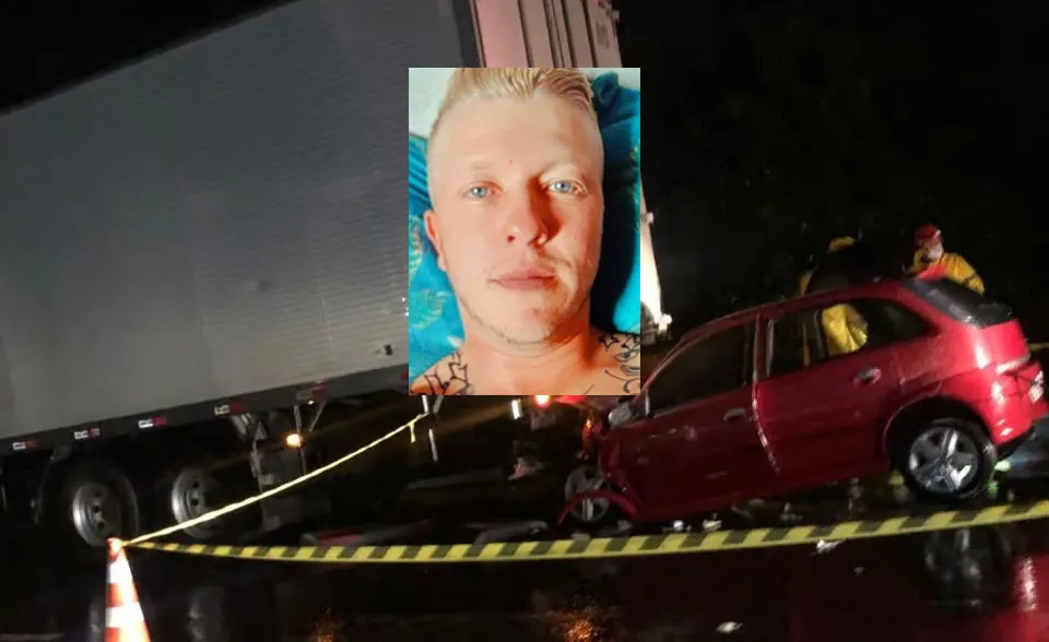 Colisão entre carro e caminhão deixa uma pessoa morta e outra ferida