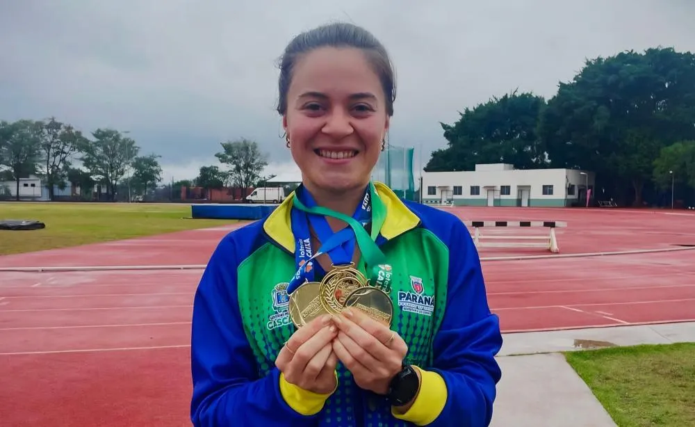 Aos 29 anos, a corredora combina a rotina esportiva com sólida formação acadêmica - Foto: WM Mídia Film/Especial