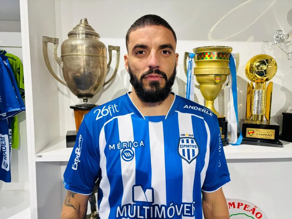 Experiente zagueiro chega para melhorar o setor defensivo do Esportivo - Foto: Kevin Sganzerla/Especial