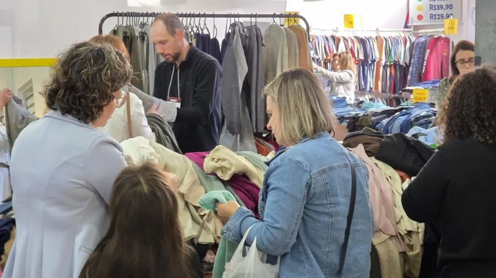 Final de semana para aproveitar descontos e ofertas no Armazém das Pontas
