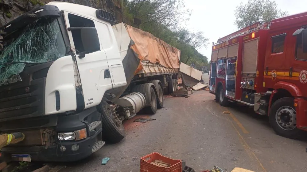 Passageiro morto no acidente era natural de Santa Maria - Foto: Corpo de Bombeiros de Bento Gonçalves/Especial