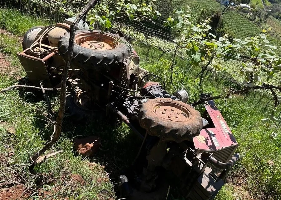 Agricultor foi encontrado sem vida, quando o socorro chegou - Foto: Corpo de Bombeiros de Bento Gonçalves/Especial