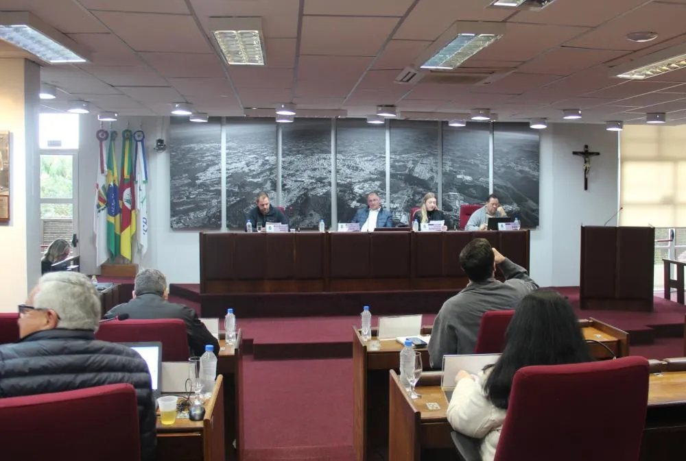 Contratações são para garantir maior eficiência no serviço público, segundo a Câmara - Foto: Câmara Bento/Especial