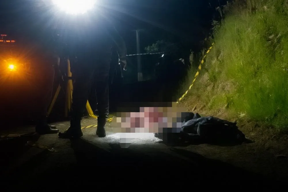 Os três mortos durante a madrugada ainda não foram identificados - Foto: Rádio Garibaldi/Especial