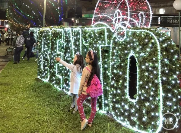 Valor investido pela prefeitura na decoração aumenta a expectativa pela entrega nas ruas da cidade - Foto: NB Notícias/Especial