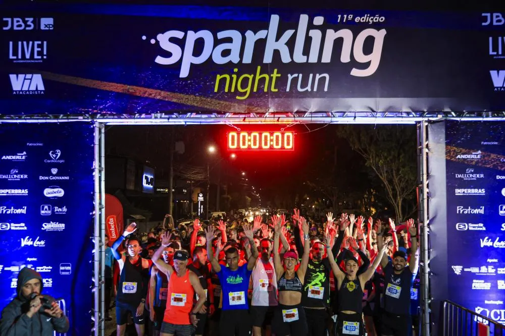 Conheça quem foram os vencedores da 11ª Sparkling Night Run