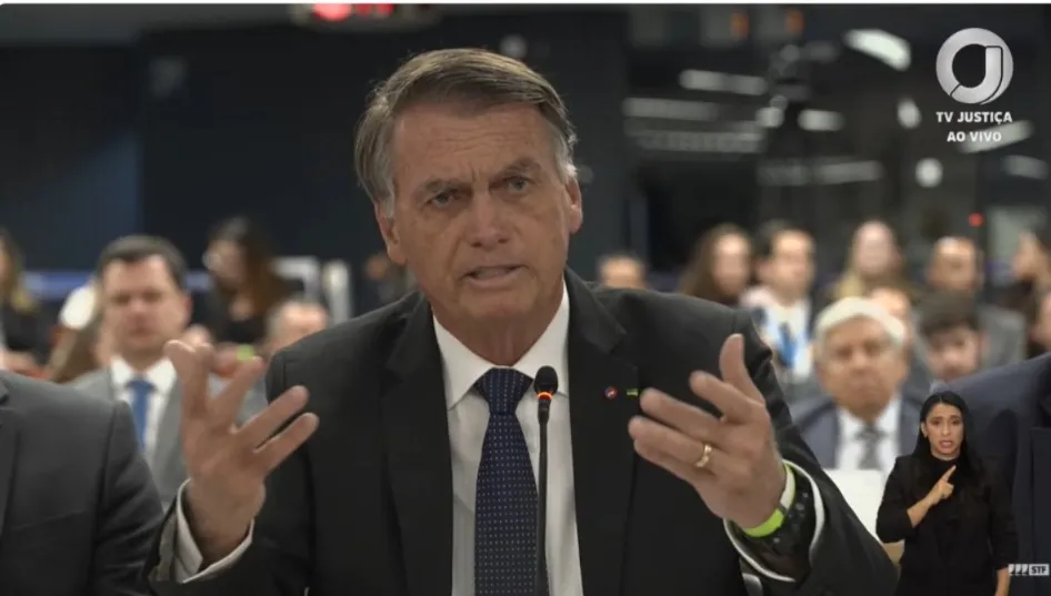 STF rejeita recurso e mantém condenação de Bolsonaro por golpe