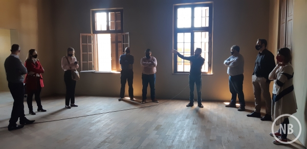 RESTAURO: Comitiva vistoria obras da Estação Férrea de Farroupilha