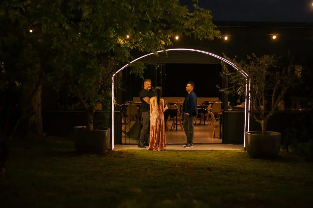 O Tra Due tem um espaço encantador tanto de dia, quanto a noite - Fotos: Agência Relato/Especial 