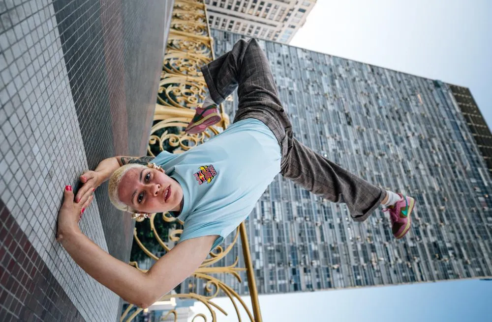 B.Girl Maia é campeã nacional e vice-campeã mundial de breaking