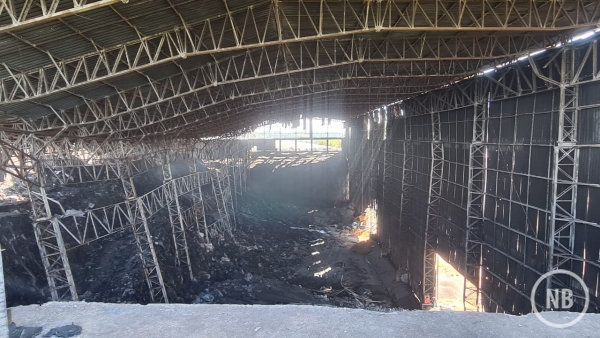 Após 4 dias, bombeiros encerram trabalho na unidade da Proamb