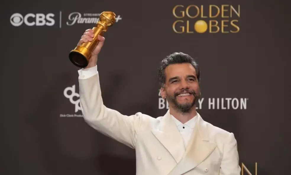 Wagner Moura ficou com o Globo de Ouro de Melhor Ator - Foto: Chris Pizzello/AP/Especial