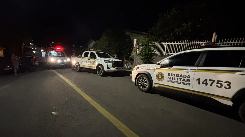 Policiais da Brigada Militar isolaram o local até a chegada da perícia - Foto: Rádio Estação FM/Especial