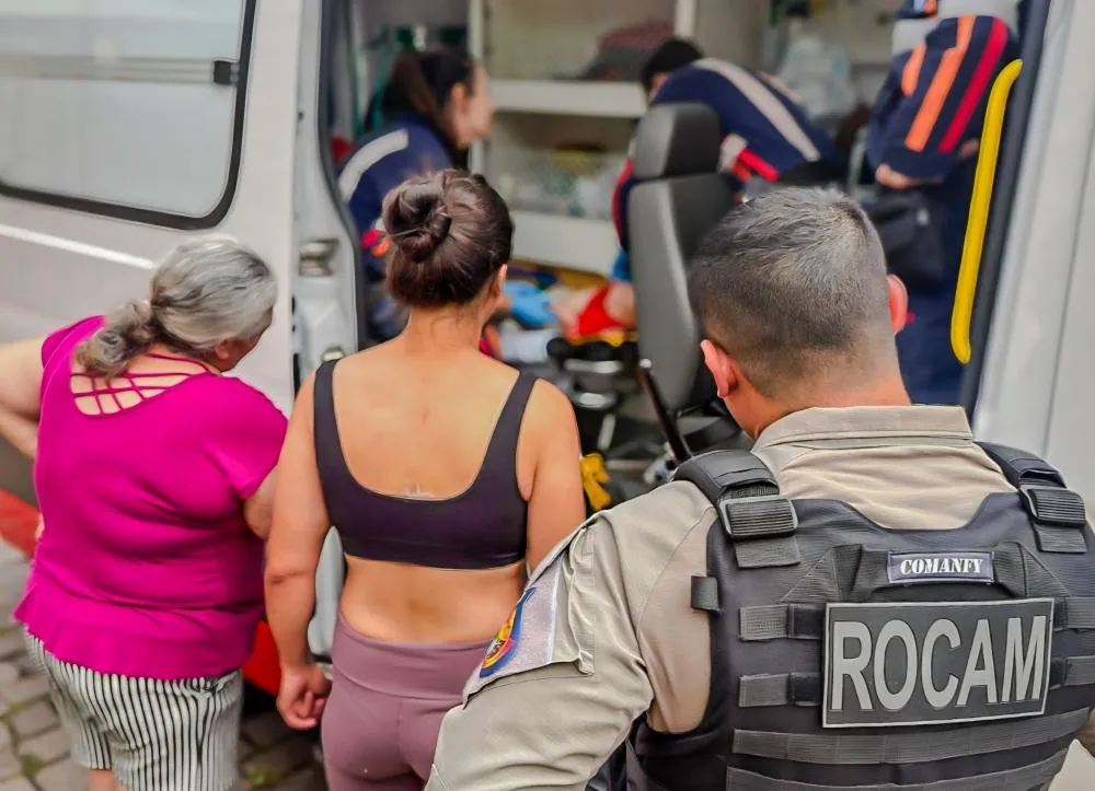 Ação rápida dos policiais evitou que o pior acontecesse - Foto: Brigada Militar/Especial NB