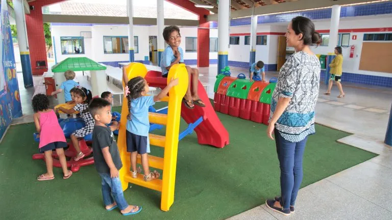 Problemas com os monitores deve sr resolvido até o mês que vem, segundo a prefeitura - Foto: Reprodução/Especial NB