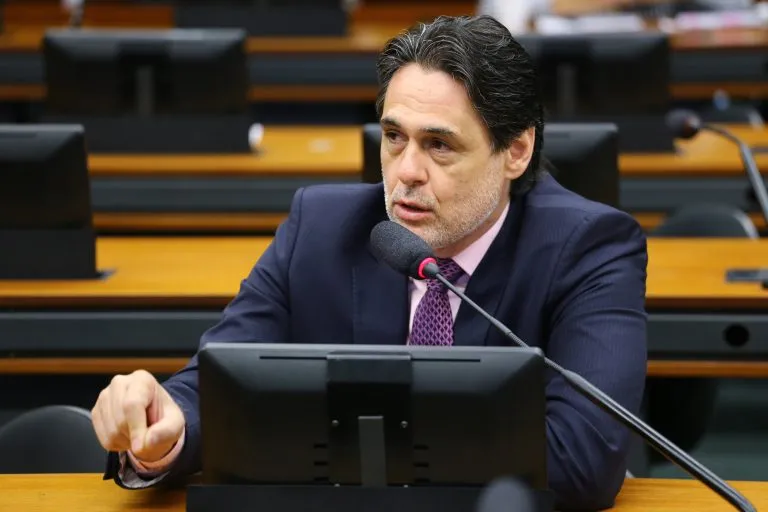 Nome do deputado Danrlei de Deus vem sendo utilizado por golpistas no Estado - Foto: Vinicius Loures/Câmara dos Deputados/Especial NB