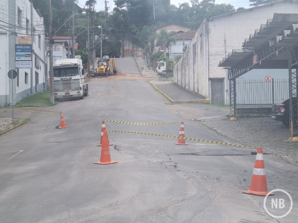 Rompimento de tubulação deixa moradores de vários bairros sem água em Bento Gonçalves