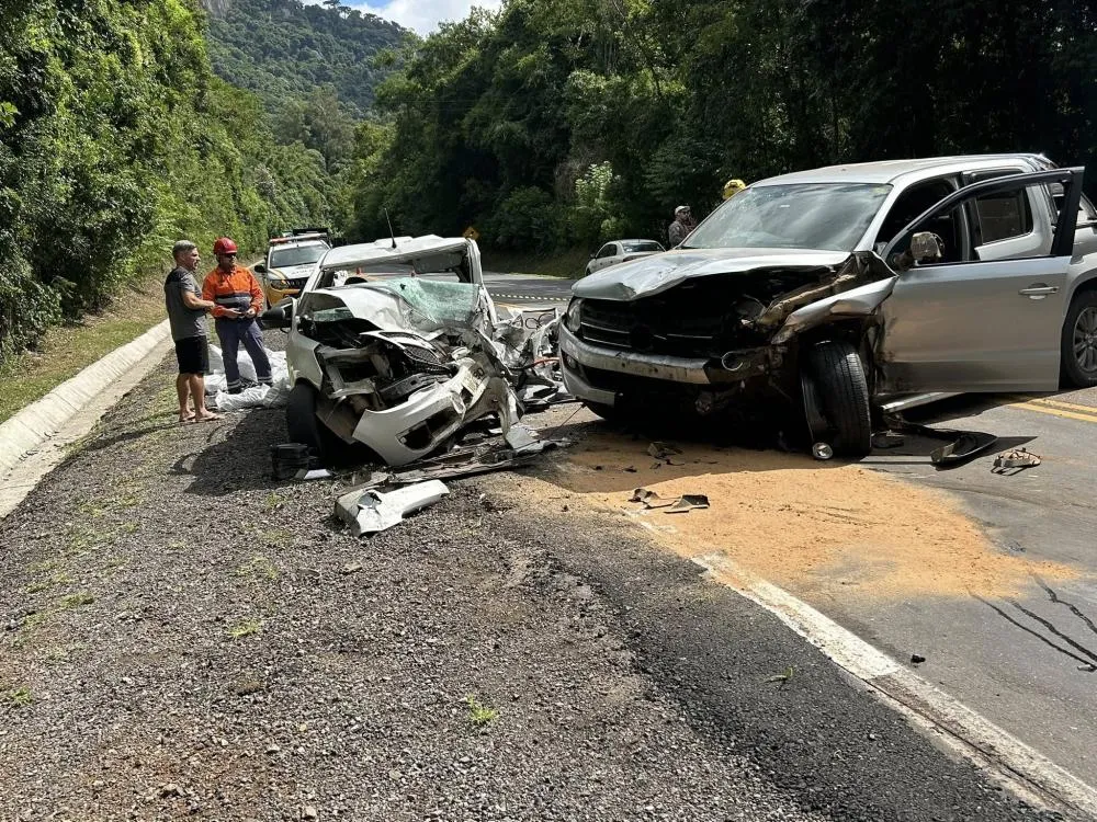 Motorista que veio a óbito ainda não teve a identificação divulgada - Foto: Adilson Locatelli/Rádio A Voz FM/Especial NB