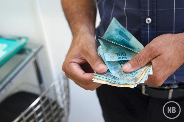 Governo Federal confirma salário mínimo de R$ 1.100,00 a partir de 1º de janeiro
