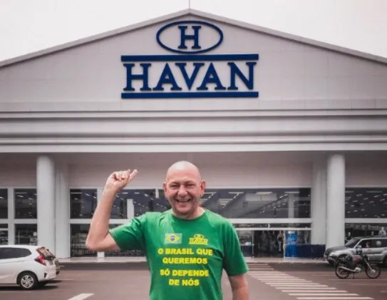 Luciano Hang se orgulha de oferecer os melhores salários e vantagens a seus colaboradores - Foto: Reprodução/Especial NB