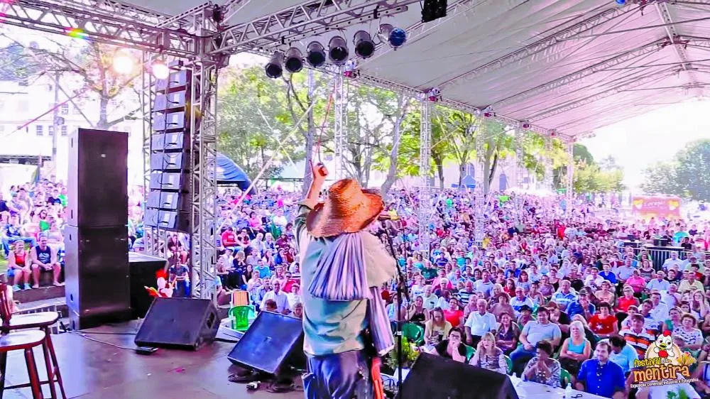 Evento de 2024 atraiu mais de 20 mil pessoas e serviu mais de 3 toneladas de carne - Foto: Reprodução