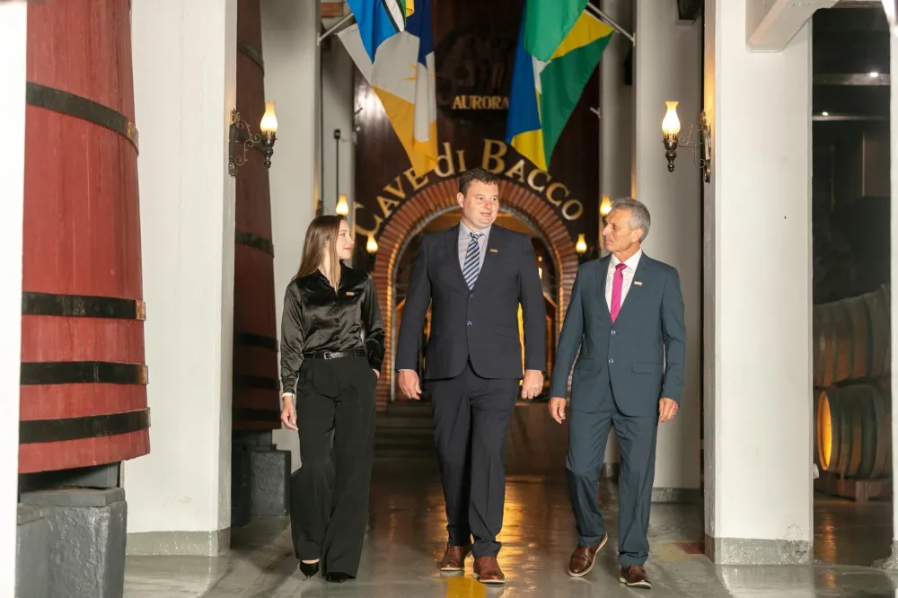 Amanda Lerin, Tiago Frare e Moisés Cavalleri foram o trio presidencial da Aurora - Foto: Eduardo Benini/Especial NB