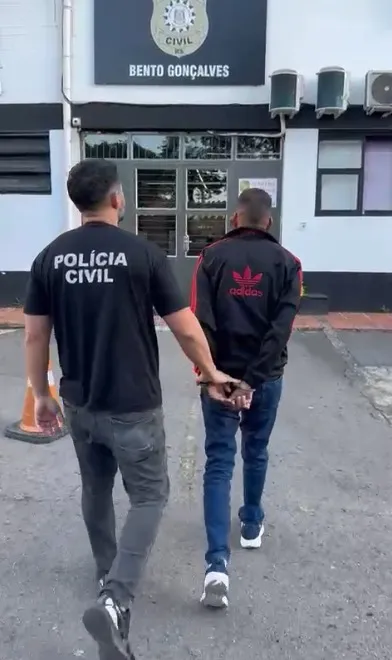 Homem é preso por extorquir R$ 100 mil de idosa no bairro Ouro Verde