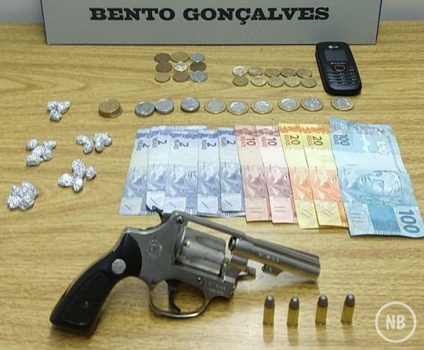 DEU RUIM: Homem é preso por tráfico de drogas no Maria Goretti