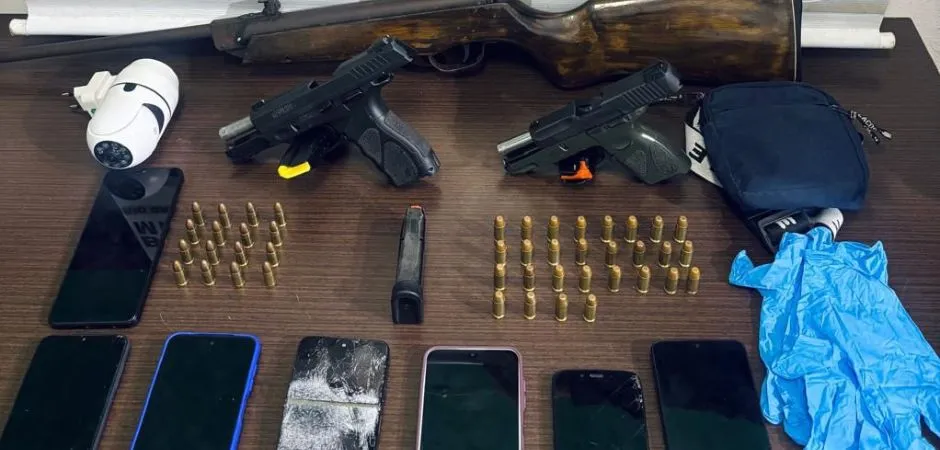 Brigada Militar prende suspeitos de crimes violentos e apreende armas em Veranópolis