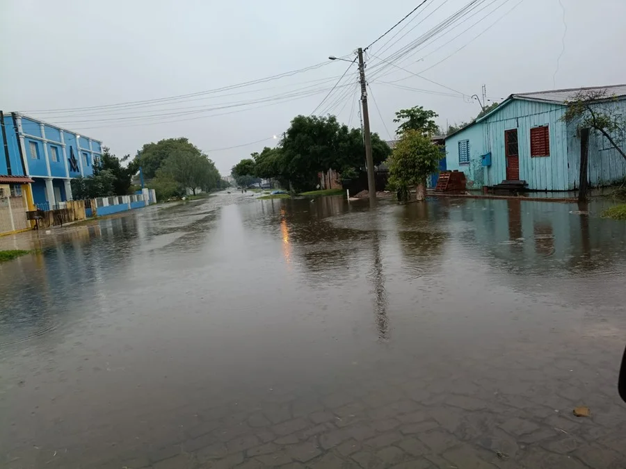 Em Rosário do Sul, a água invadiu oito bairros do município, como o Ana Luiza (Foto: Divulgação / Defesa Civil de Rosário do Sul)