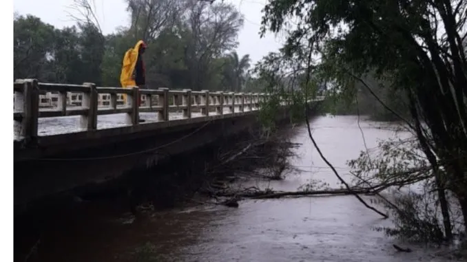 Bloqueio total na BR-290 em São Sepé isola trecho entre a Capital e a Fronteira Oeste