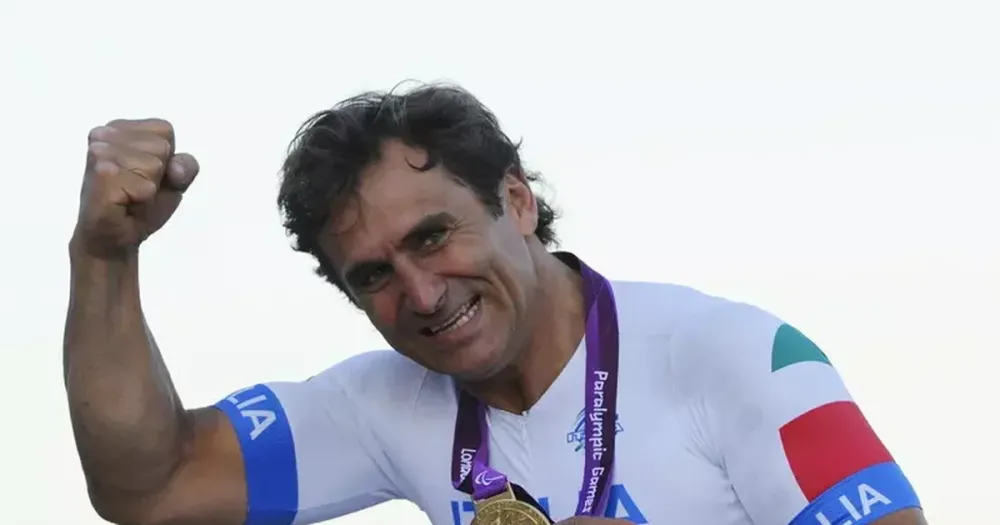 A trajetória de Zanardi foi marcada por duas fases distintas e brilhantes. (Foto: Reprodução)
