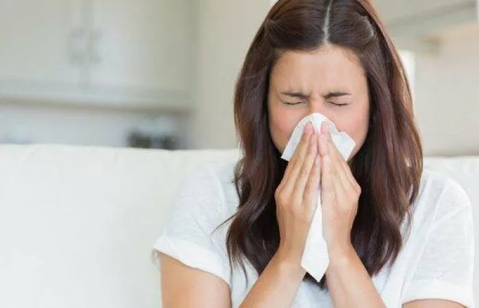 Até o fechamento da Semana Epidemiológica 19 de 2026, o Brasil já havia notificado 63.634 casos de SRAG, dos quais 46,4% testaram positivo para algum vírus respiratório. (Foto: Reprodução)