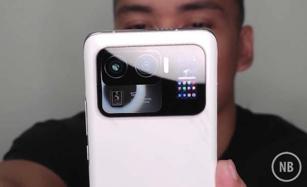 Xiaomi deve lançar novo smartphone com segunda tela para selfies