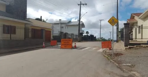A interrupção afeta o deslocamento direto entre as duas cidades. (Foto: Reprodução)