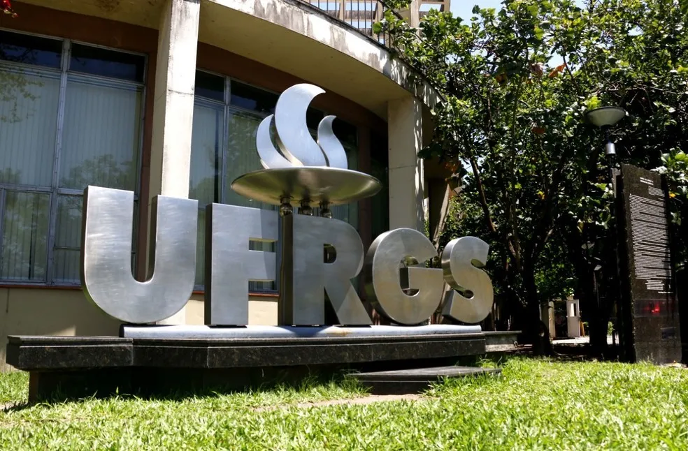 UFRGS sobe para a 4ª posição entre as melhores universidades do Brasil