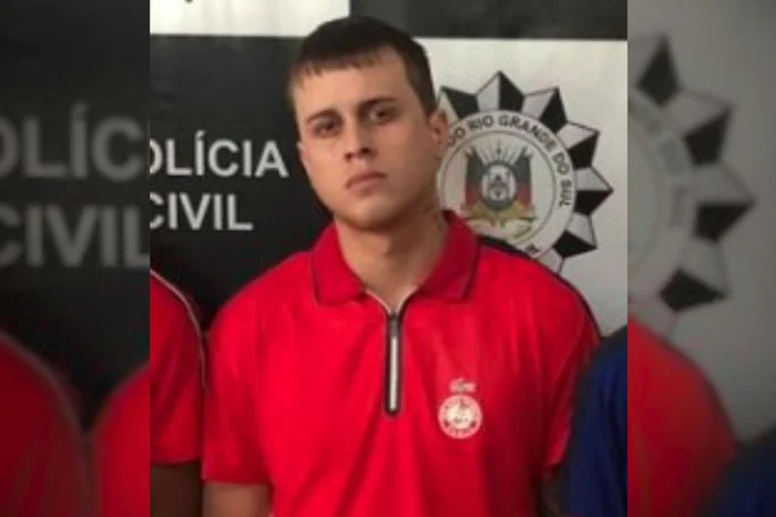 Segundo policiais, Silveira integra um braço da facção criminosa que domina o tráfico no bairro Bom Jesus, em Porto Alegre. (Foto: Reprodução)