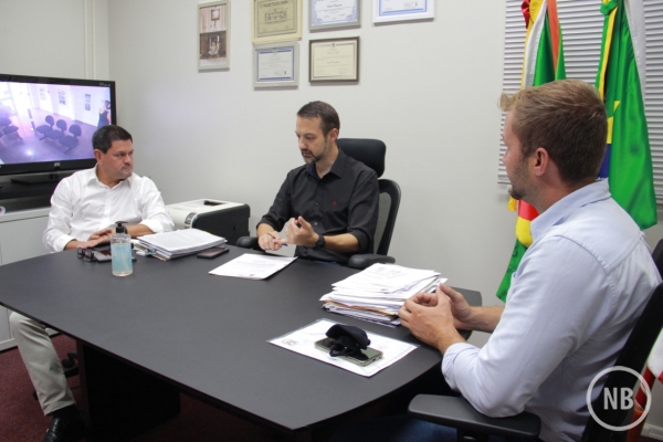 BOA NOTÍCIA: Câmara de Bento acelera trâmite para compra de vacinas contra a Covid-19