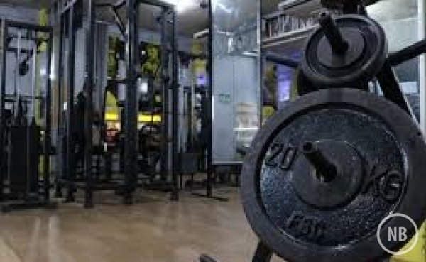 Fiscalização flagra academia, salão de beleza e Pet Shop funcionando em Bento Gonçalves