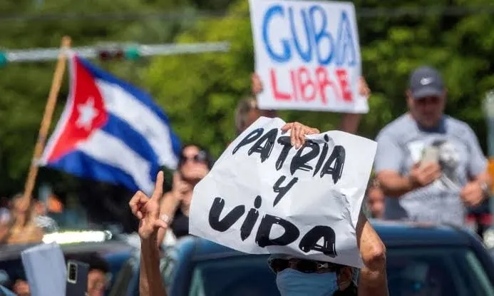 Cubanos superam venezuelanos e lideram pedidos de refúgio no Brasil