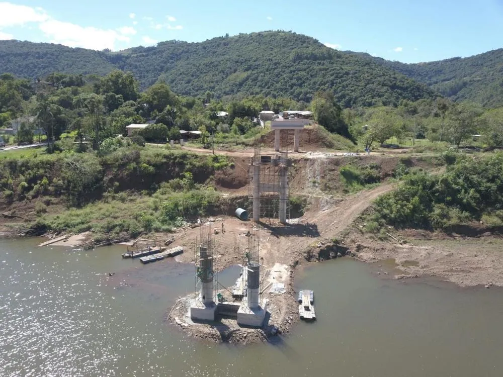 Daer nega paralisação e mantém ponte para este ano