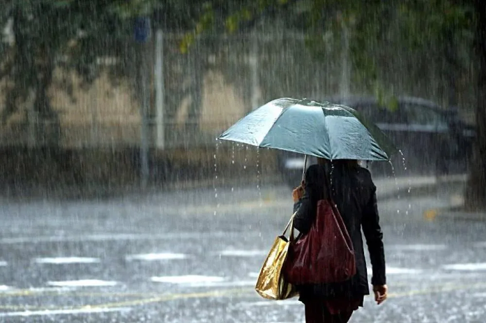 Alerta de temporal, mínima invertida e chance de chuva congelada marcam a quinta-feira