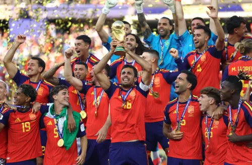 Espanha bate Argentina na prorrogação e conquista o bi mundial