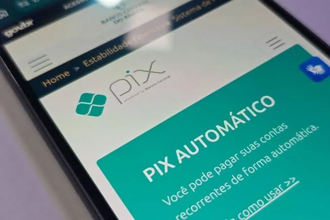 Sancionada lei do ‘Pix Pensão’ que permite desconto automático do benefício